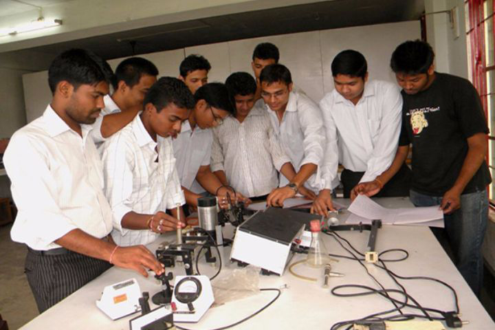 CMJ University, Shillong Physics Lab of CMJ University Shillong